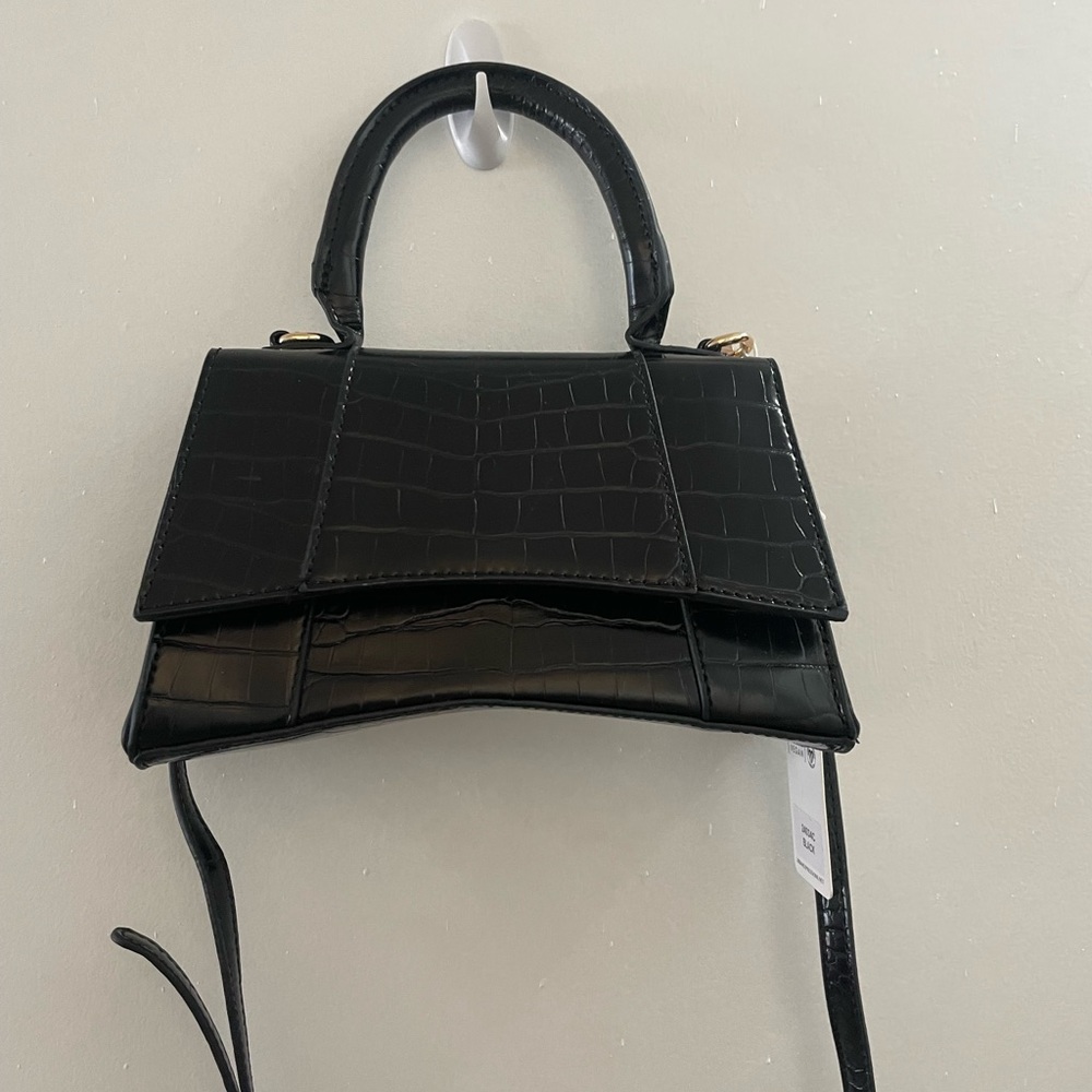Black purse